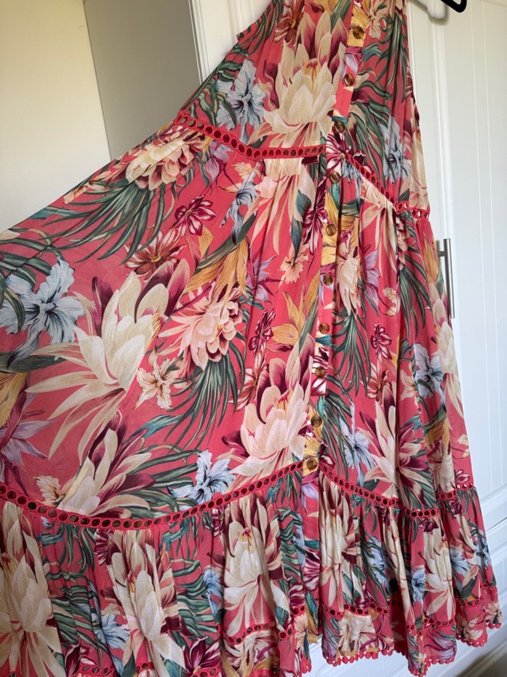 Farm Rio Lotus Floral Halter Maxi Dress NWT Size M Flowy Resort Vacay Tropical - Picture 15 of 15